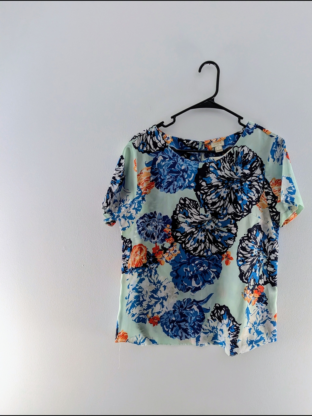 J. Crew Floral Silk Feel Blouse Medium M Short Sleeve Work Office Casual Top